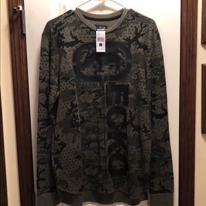 New Men’s Large